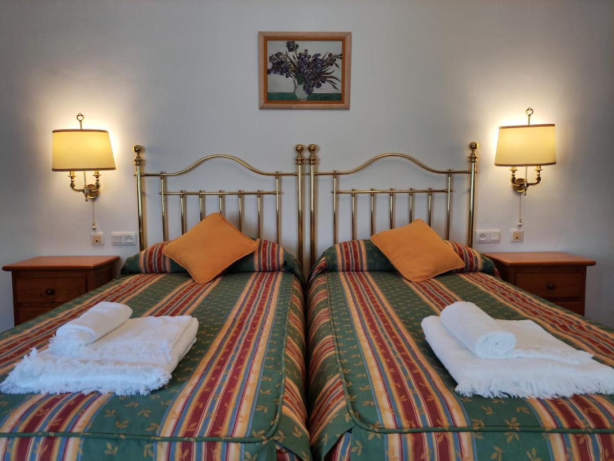 Apartament Entretorres. Casa-Duplex En Centro Historico. Carmona  Zewnętrze zdjęcie