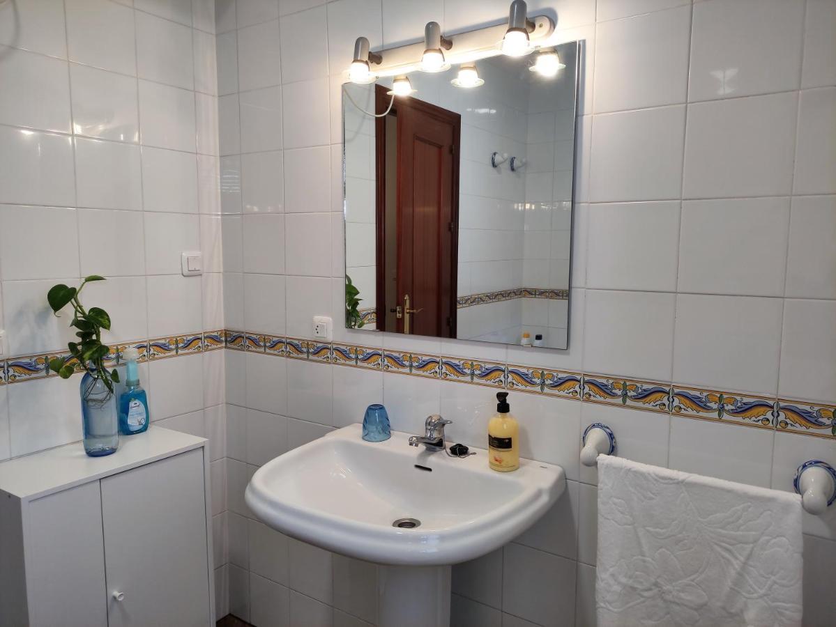 Apartament Entretorres. Casa-Duplex En Centro Historico. Carmona  Zewnętrze zdjęcie